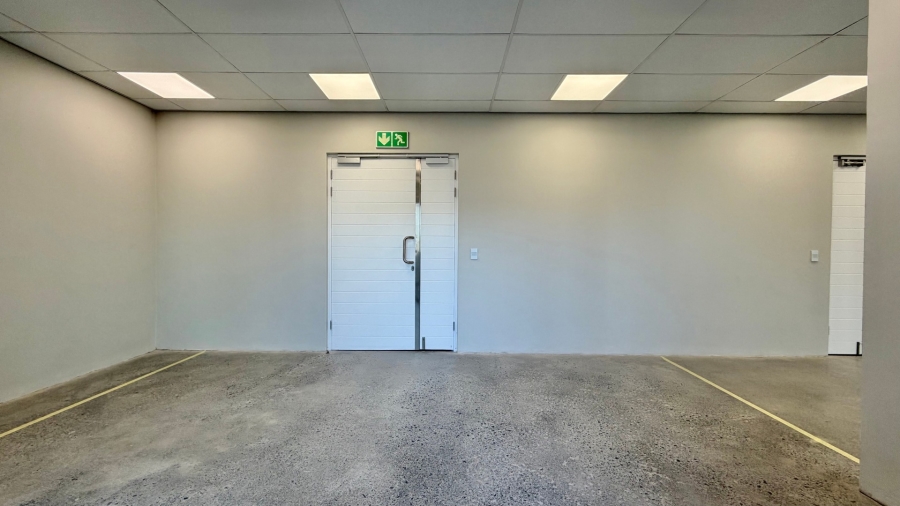 To Let Commercial Property for Rent in Paardevlei Western Cape